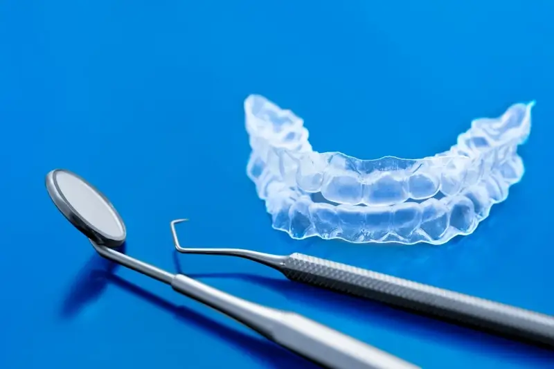 Czy Invisalign leczy wady zgryzu?