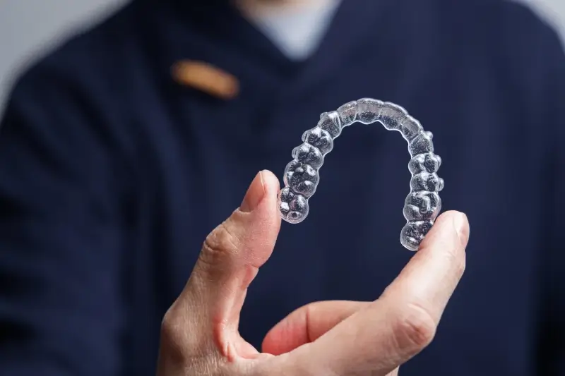 Ile kosztuje Invisalign w Polsce?